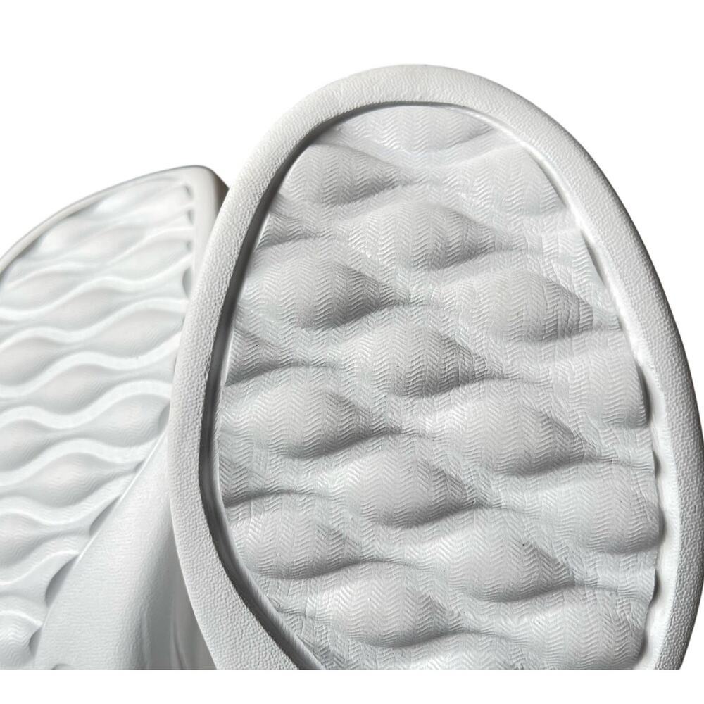 LifeStride Niche Slip On Sneaker White Fabric Comfort Shoes NWTI - Size 9 - Picture 12 of 14